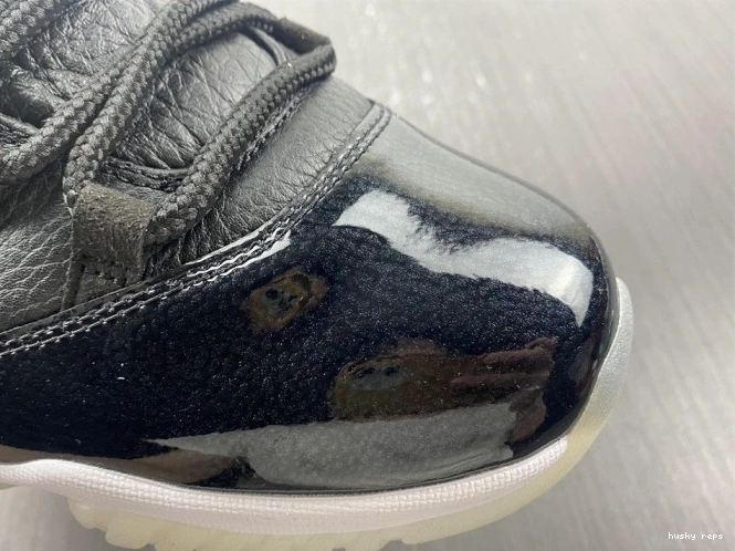 Rep Husky 11 Air Low Jordan Retro 72-10 AV2187-001 0725